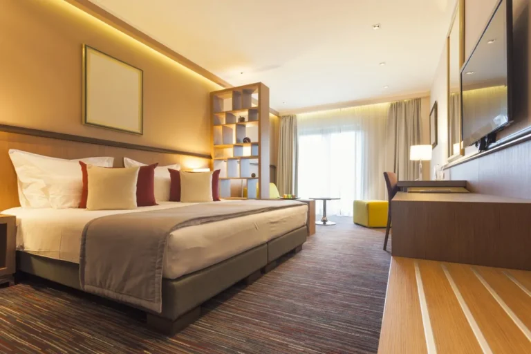 Common Luxury Suites Booking Mistakes: A Definitive Guide